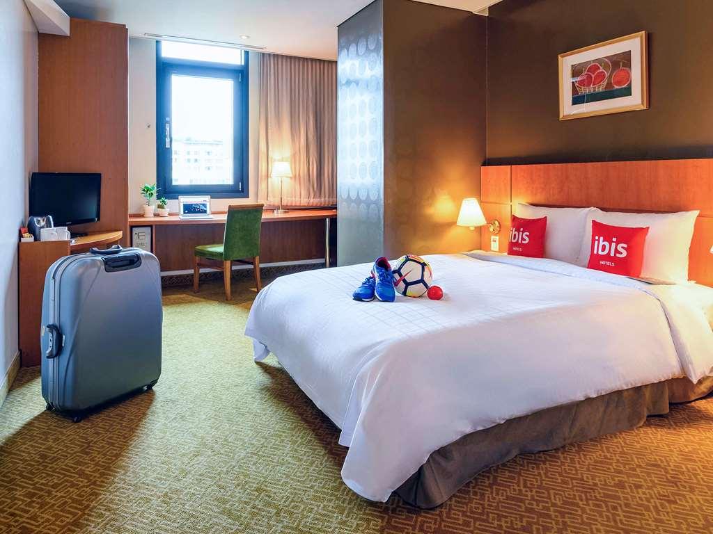 Отель Ibis Ambassador Сувон Номер фото