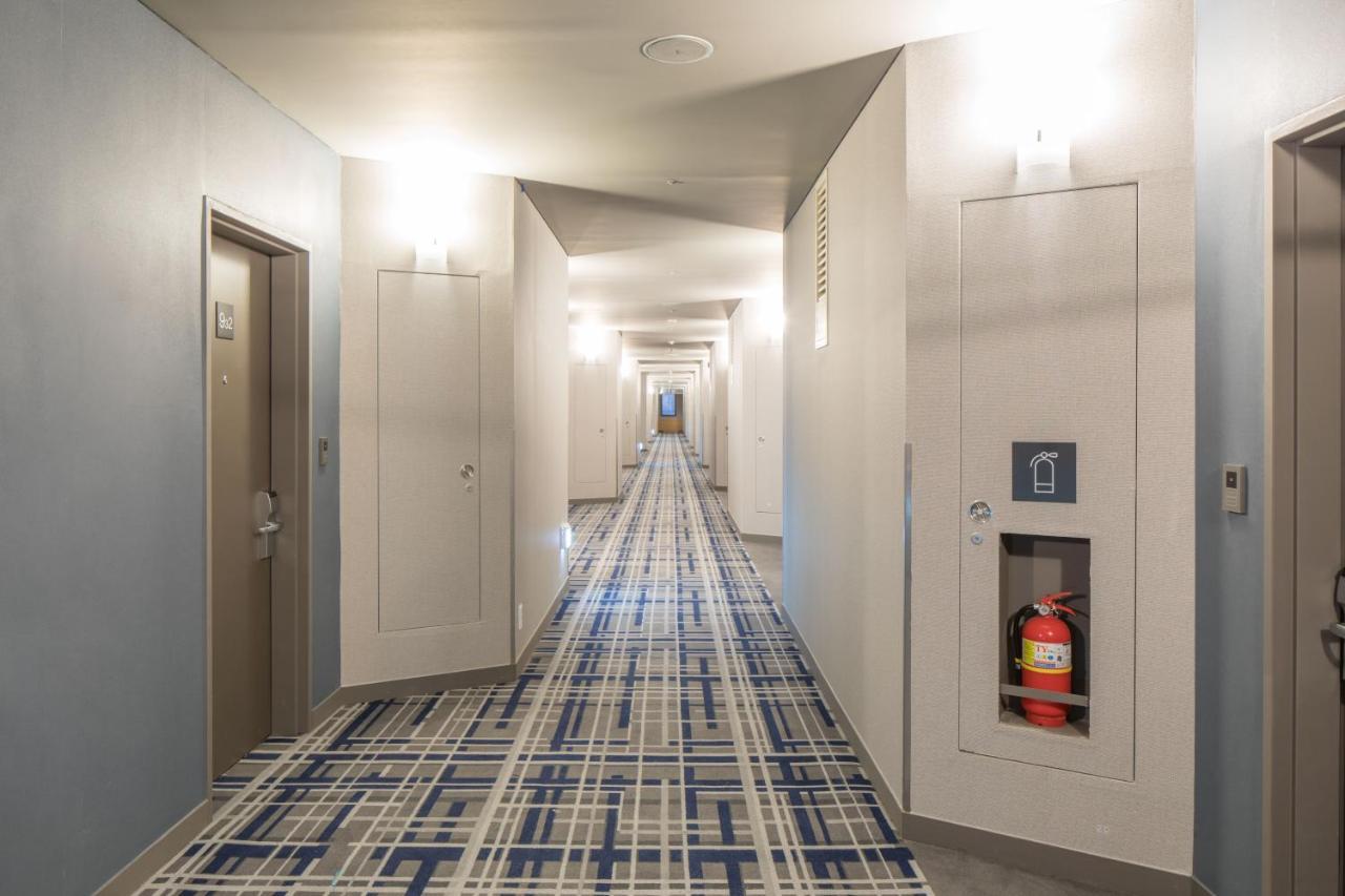 Отель Ibis Ambassador Сувон Экстерьер фото